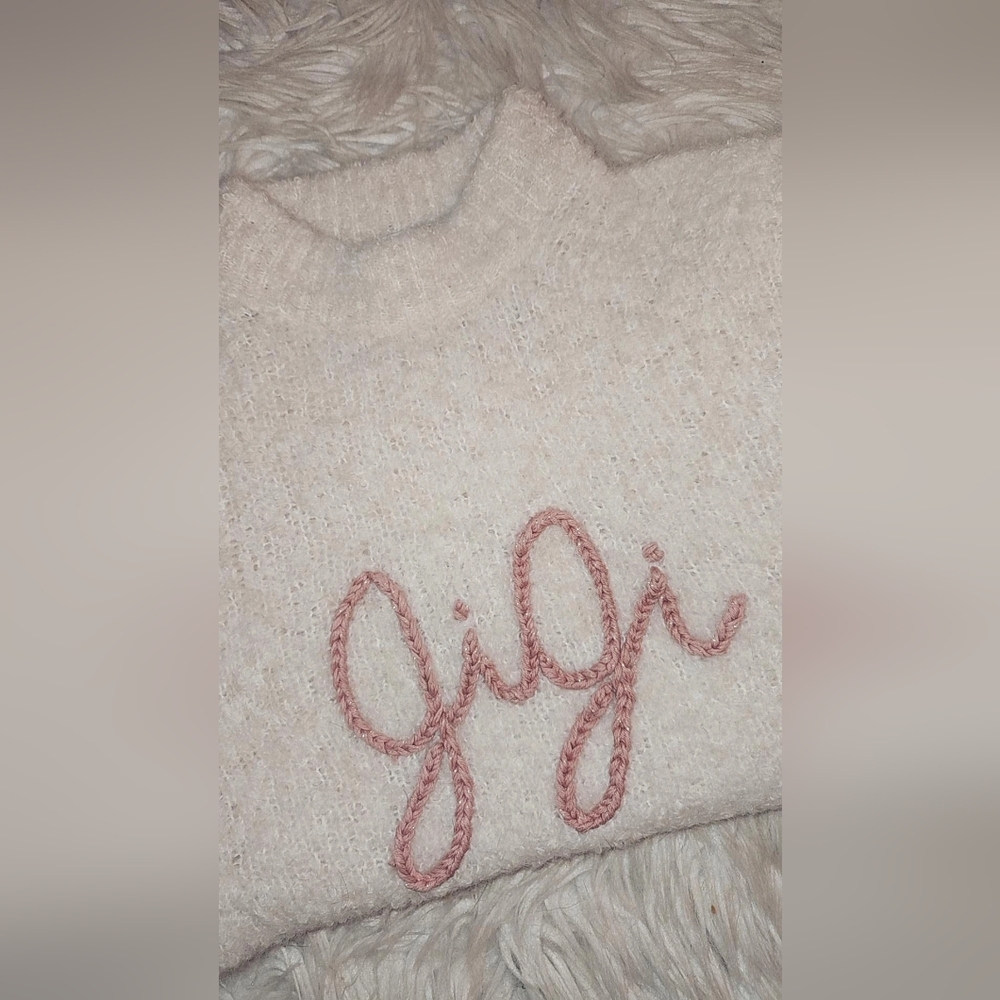 CUSTOM HAND EMBROIDERY - Picture 1 of 1